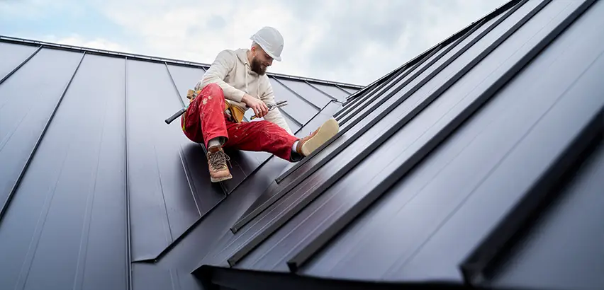 Professional Roof Valley Installation Services in Auburn, WA