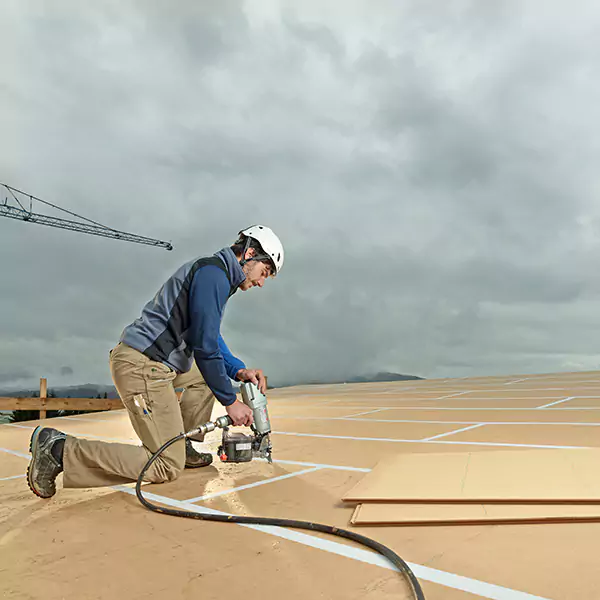 Why Auburn Business Owners Choose Auburn Roofing Contractors for Roof Replacement?