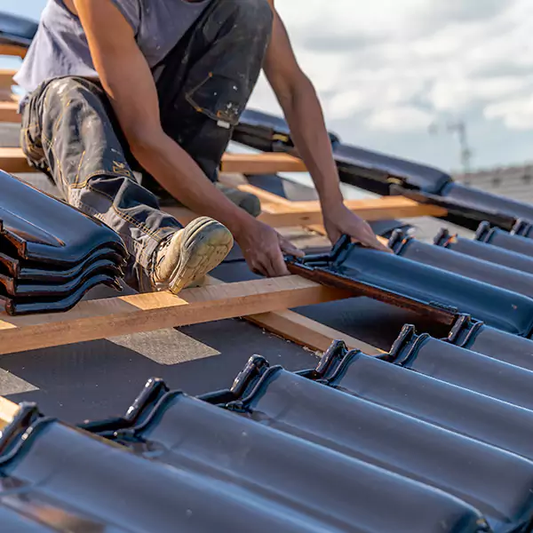 Why Auburn Homeowners Choose Auburn Roofing Contractors for Roof and Gutter Repair?