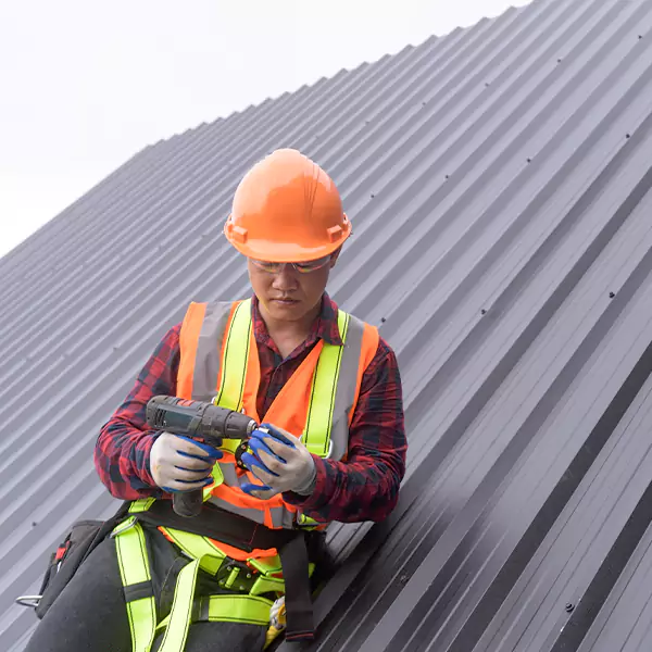 Why Property Owners in Auburn Choose Auburn Roofing Contractors for Tin Roofing Installation Service?